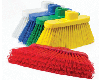 Escoba Angular con Block de Polipropileno